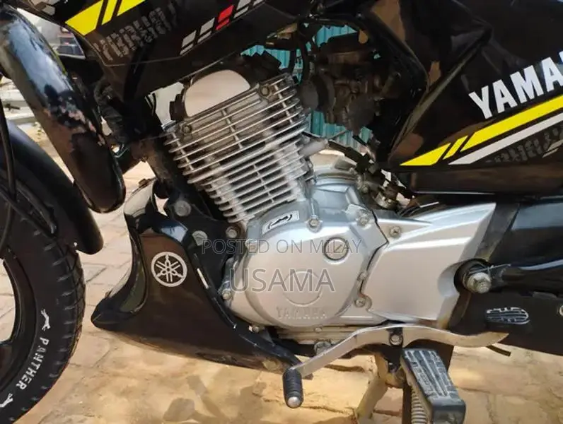 Yamaha YBRG Motorcycle - Near Mint Condition