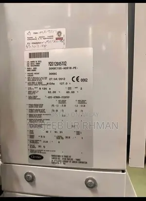 Carrier Industrial Screw Chiller - High Performance Cooling Solution