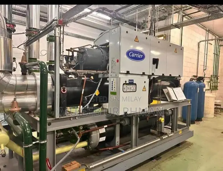 Carrier Industrial Screw Chiller - High Performance Cooling Solution