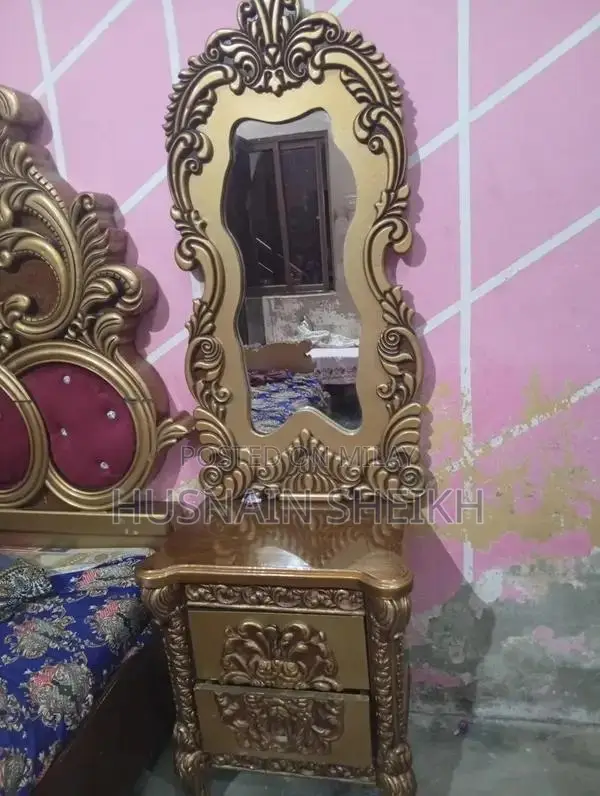 Bedside Tables in Like New Condition