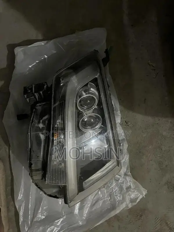 2015 Driver Side Custom Replacement Headlight - Low Mileage Condition