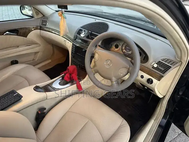 Mercedes Benz E200 2004 Sedan - Beige Interior, Clean Condition