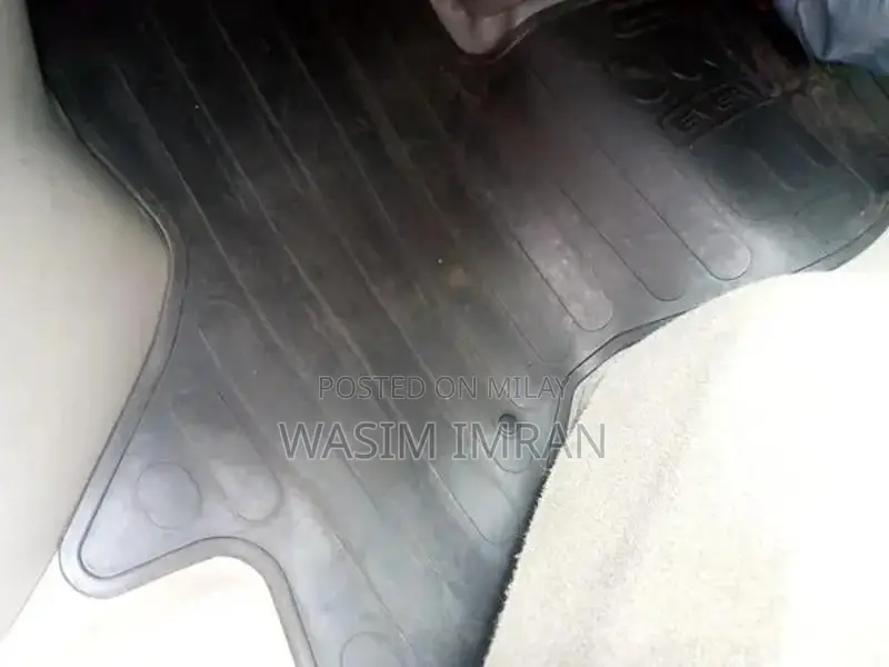 Suzuki Every 2021 Compact Van - Versatile Urban Transport