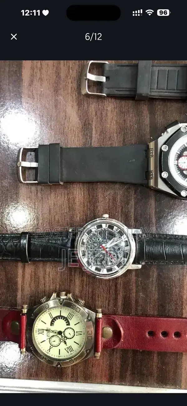 Imported High-Quality Wristwatch - Elegant Timepiece from Global Colle