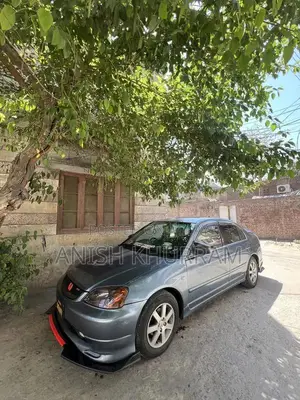 Photo - Honda Civic 2003-2005 Compatible Wheel Rims and Tires Set