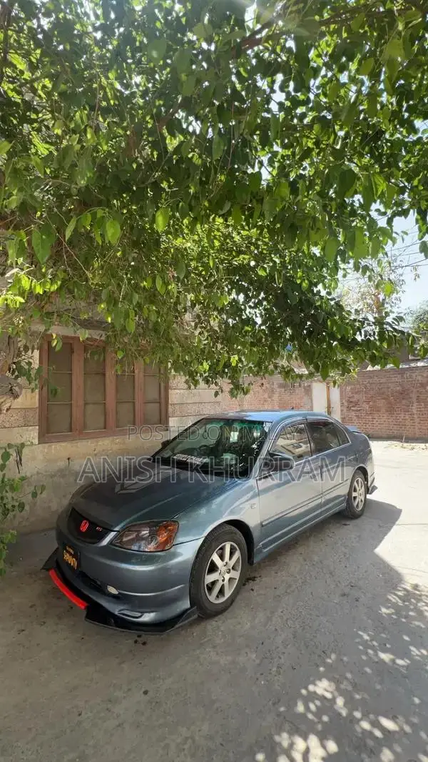 Honda Civic 2003-2005 Compatible Wheel Rims and Tires Set