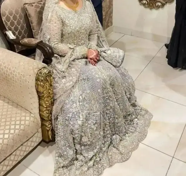 Epoque Waleema Elegant Maxi Dress - Soft and Stylish