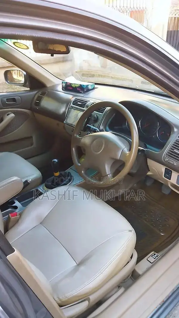 Honda Civic EXi Reliable Family Sedan with Maintenance History