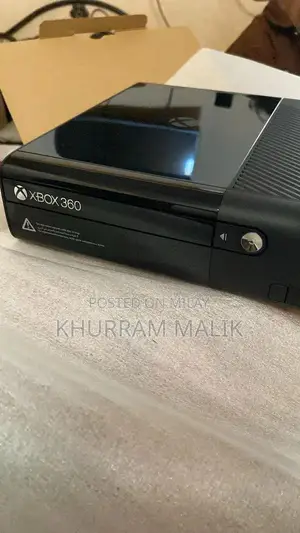 Photo - Xbox 360 500GB Slim Modded Console with USB Jailbreak