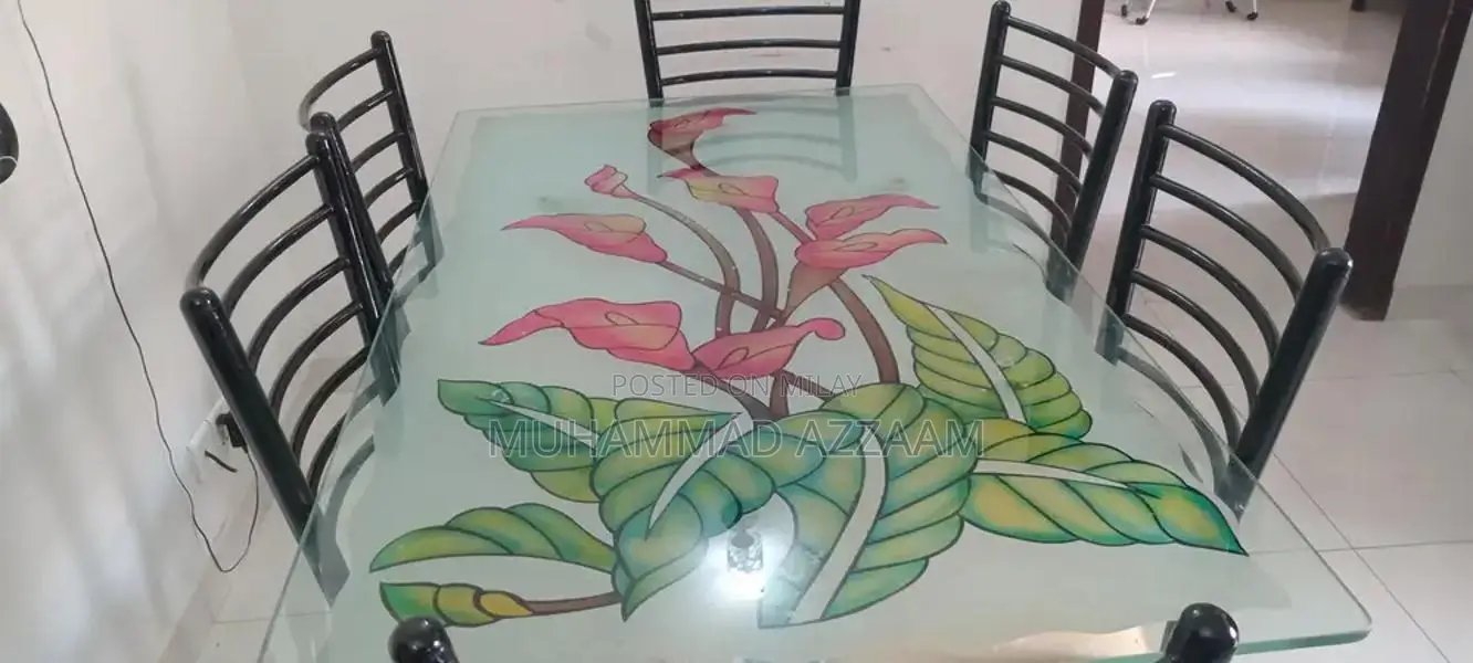 6-Seater Iron and Glass Dining Table with Cushioned Chairs