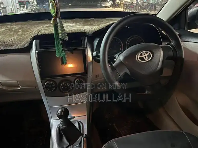 Toyota Gli Sedan Reliable Sedan with Low Mileage