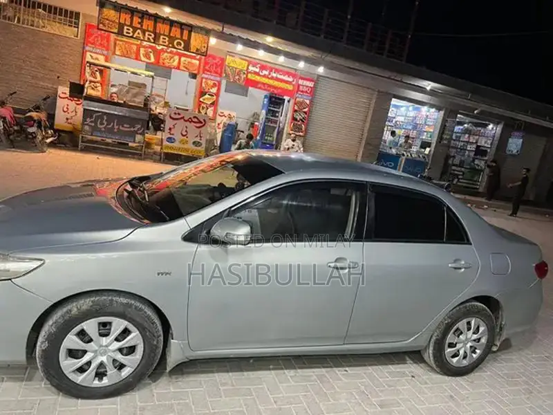 Toyota Gli Sedan Reliable Sedan with Low Mileage