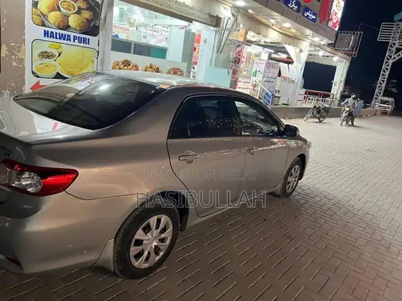 Toyota Gli Sedan Reliable Sedan with Low Mileage