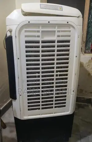 Compact Asia Color Humidifier with Multiple Features