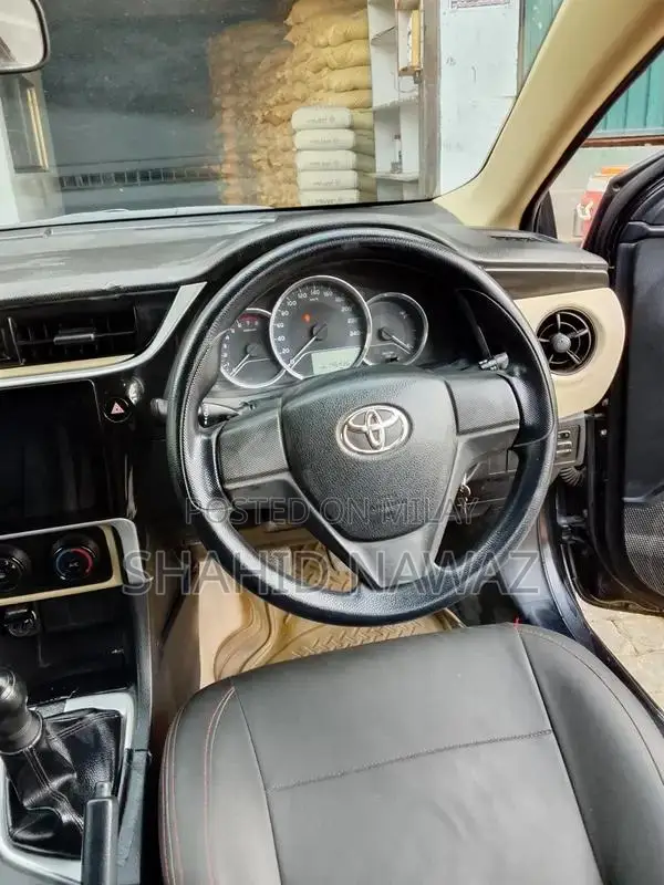 Toyota Corolla 2018 Manual Sedan Compact Car