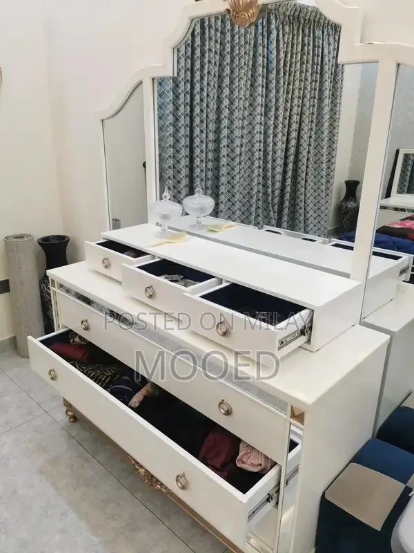 Gently Used Complete Bedset with Mattress