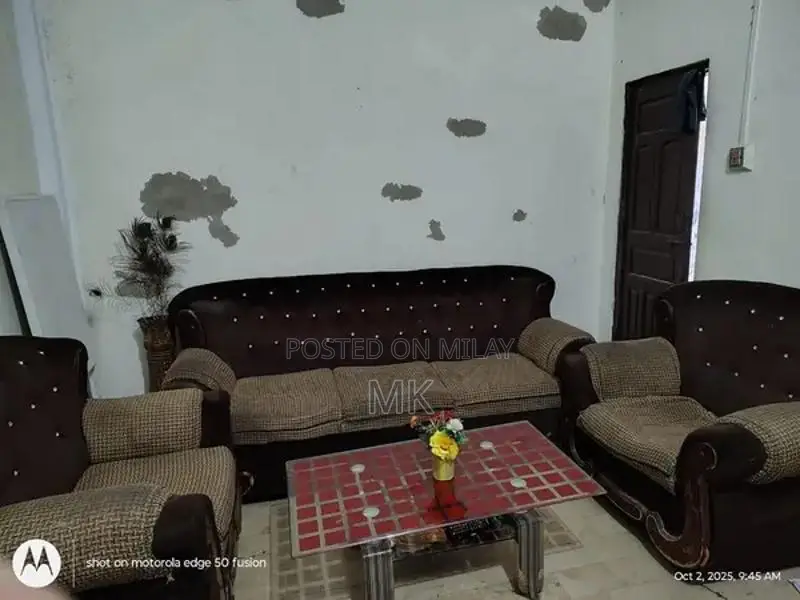 Luxury 3-Piece Family Sofa Set - Comfortable & Stylish