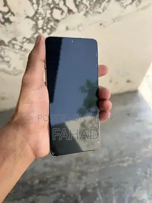 Samsung Galaxy S21 Smartphone Premium Condition