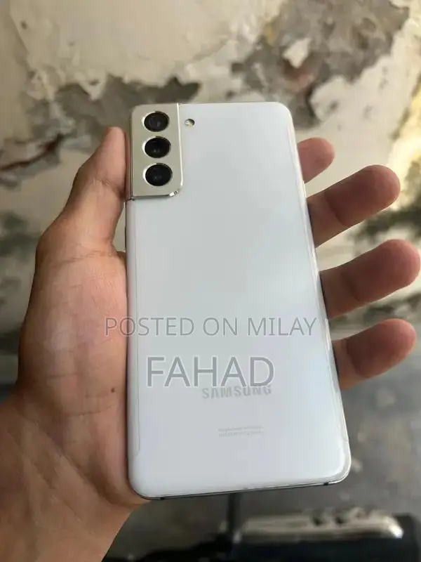 Samsung Galaxy S21 Smartphone Premium Condition