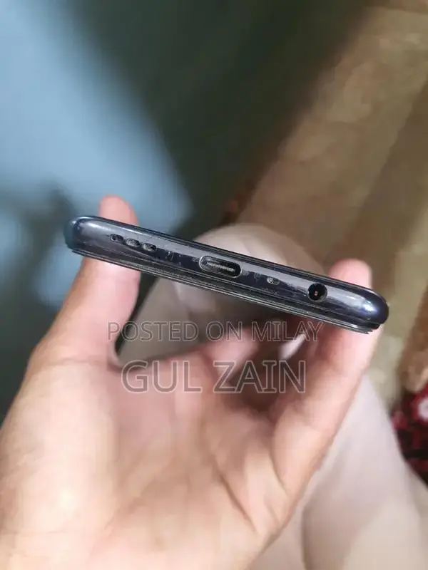 Oppo Smartphone with Large Storage and Good Condition