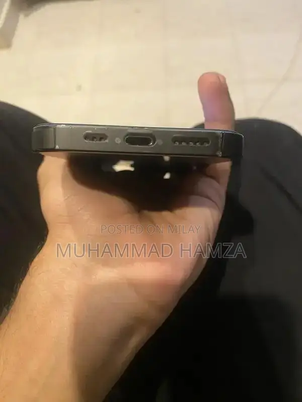 Apple iPhone 14 Pro Black Factory Unlocked Smartphone