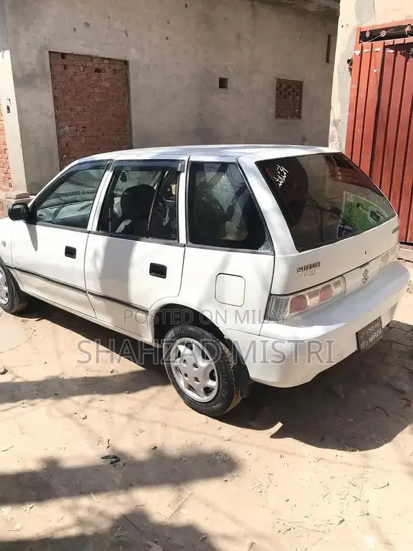 Suzuki Cultus 2006 Compact Sedan