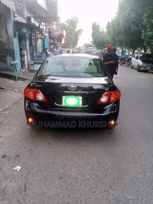 Toyota Corolla XLI Sedan - Reliable Compact Car