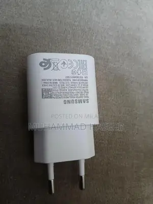 Photo - USB-C 25W Fast Charging Original Adapter
