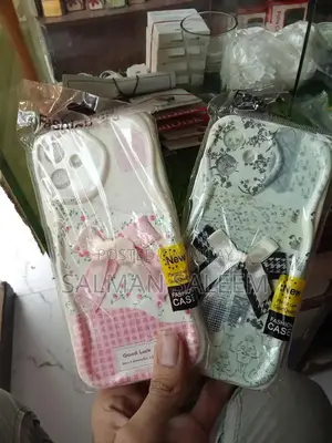 Photo - Protective Phone Case for Girls with Stylish Design