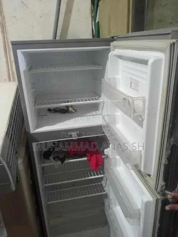 2-Door Refrigerator - Small Office-Use Fridge in Excellent Condition