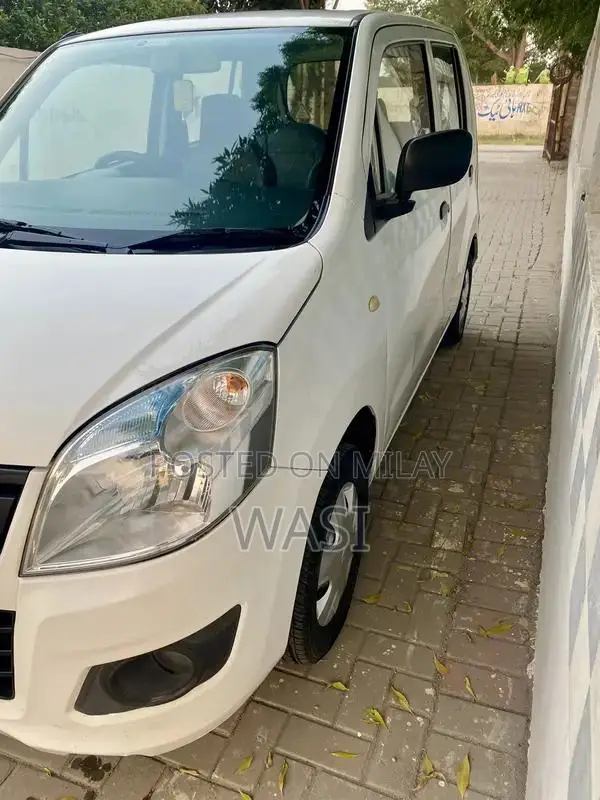 Suzuki WagnR Compact Hatchback - Well-Maintained Vehicle