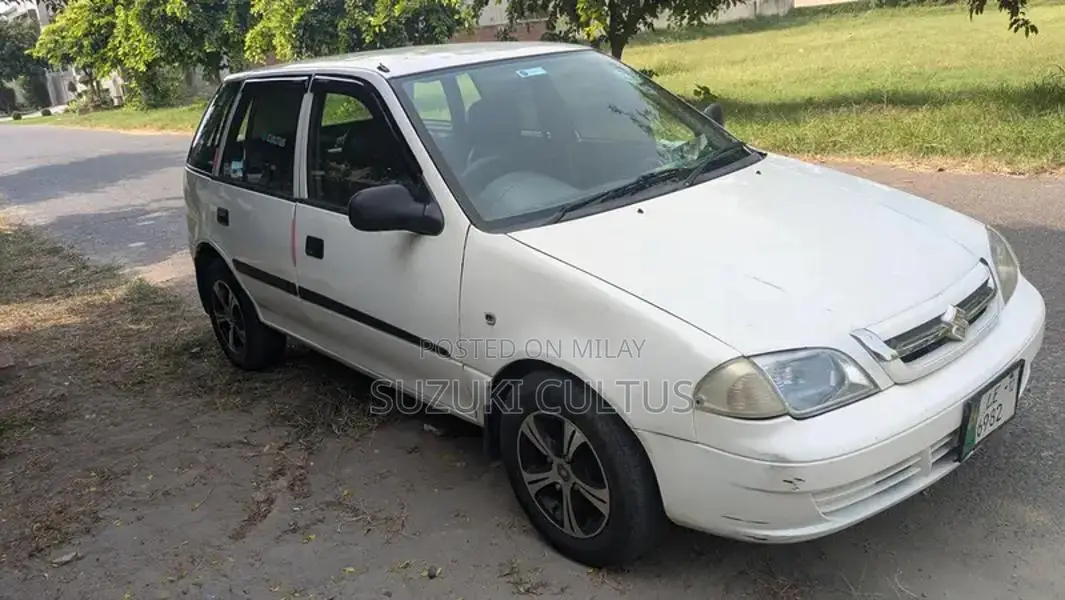 Suzuki Cultus Compact Sedan with Modern Features