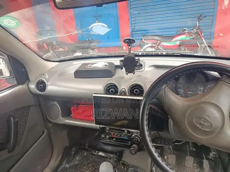 Hundyi Sentro Plus EFI Sedan Compact Car