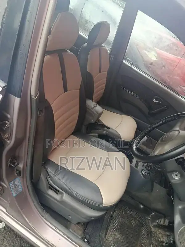 Hundyi Sentro Plus EFI Sedan Compact Car