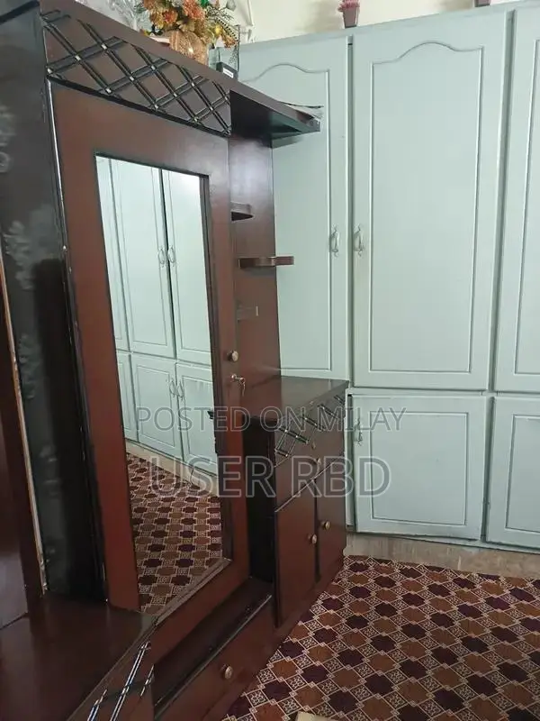 King Size Bed Set in Excellent Condition