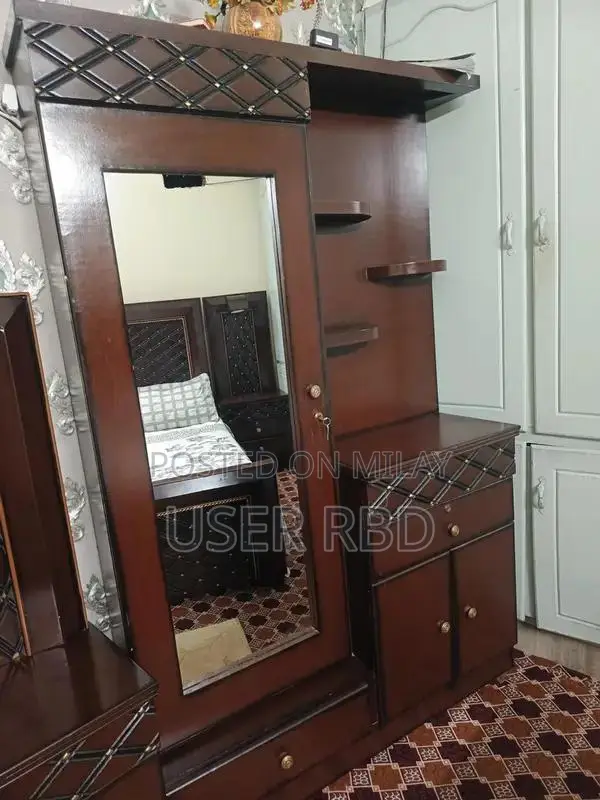 King Size Bed Set in Excellent Condition