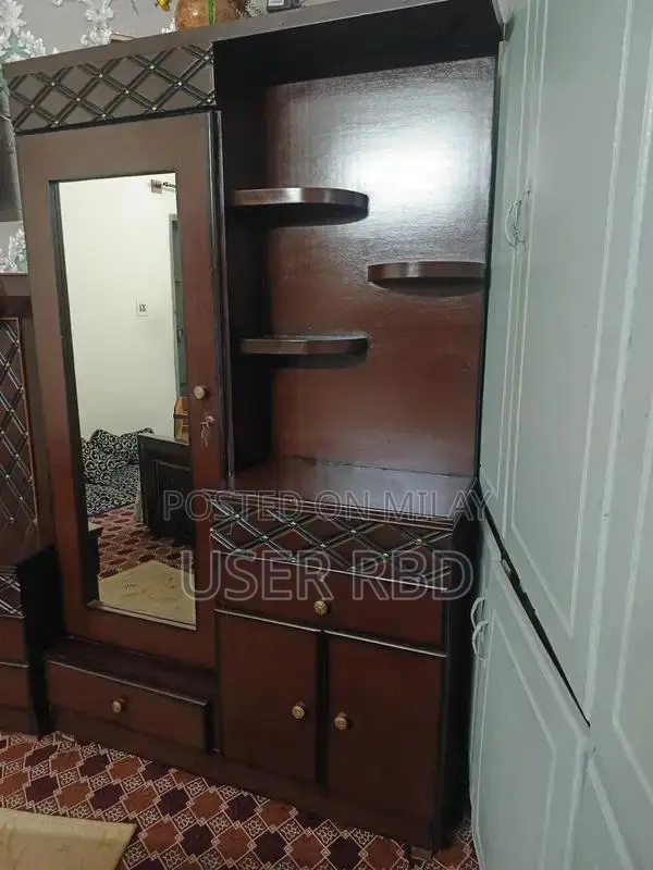 King Size Bed Set in Excellent Condition