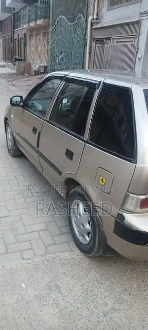 Family-Friendly Sedan with Spacious Interior and Reliable Performance