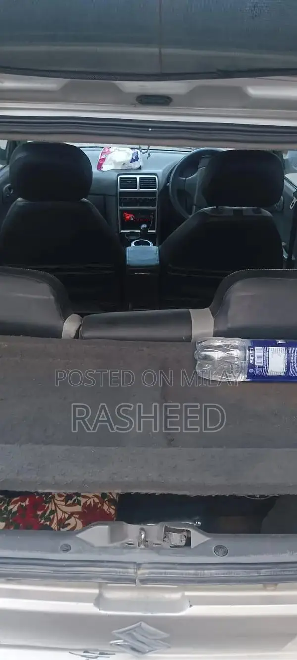 Family-Friendly Sedan with Spacious Interior and Reliable Performance