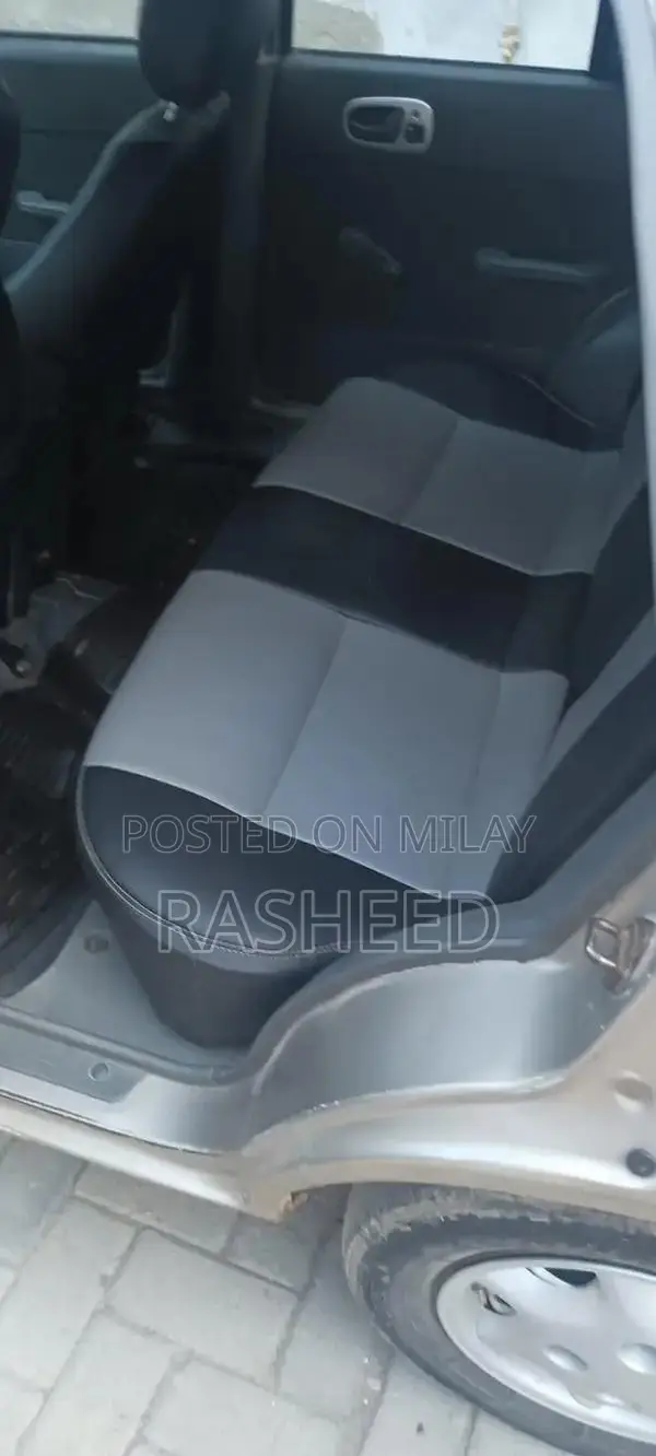 Family-Friendly Sedan with Spacious Interior and Reliable Performance