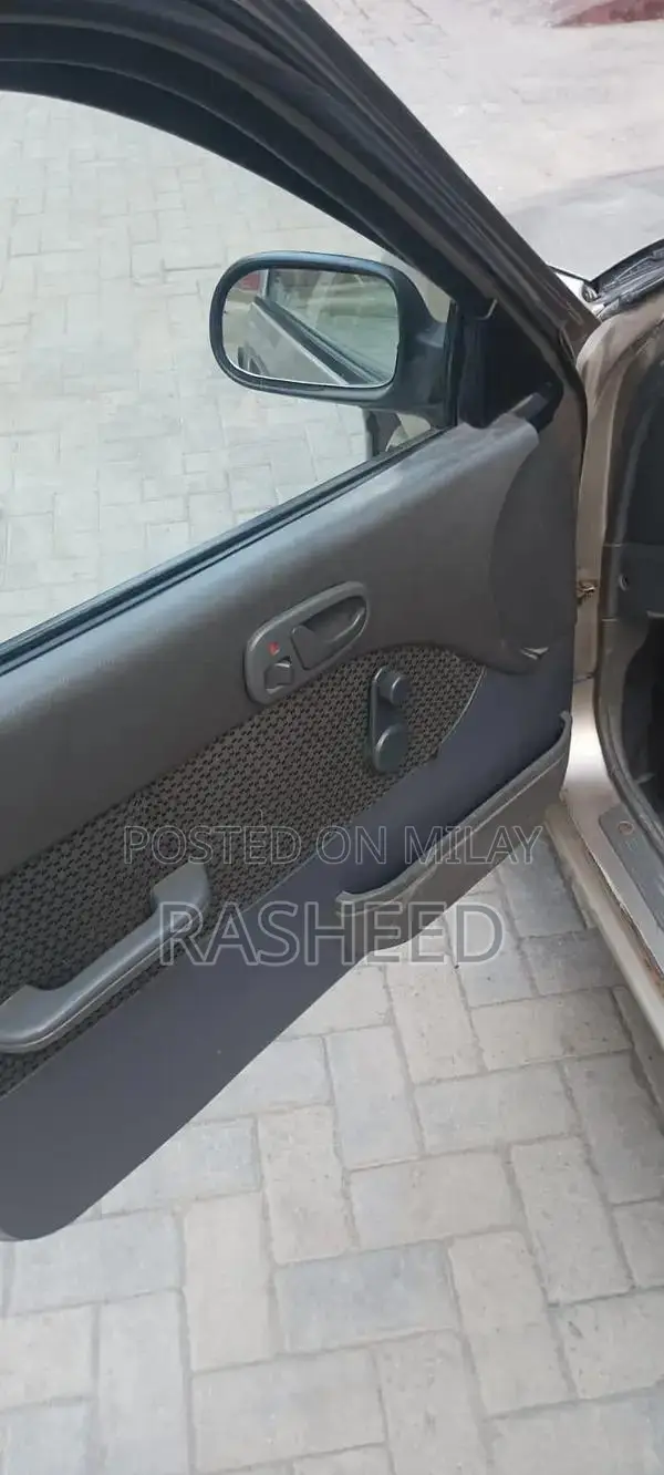 Family-Friendly Sedan with Spacious Interior and Reliable Performance