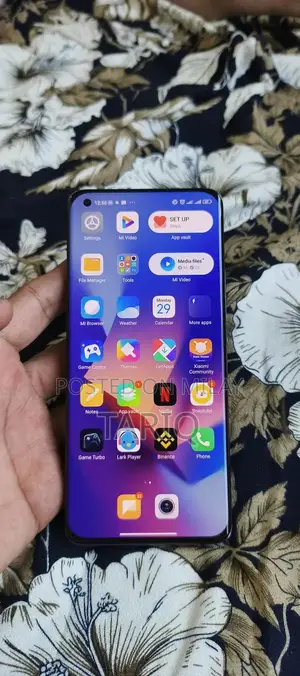 High-Performance Dual SIM Smartphone with Large Storage