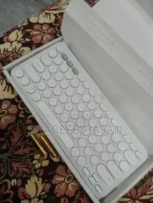 Photo - Multi-Device Bluetooth Wireless Keyboard K380S