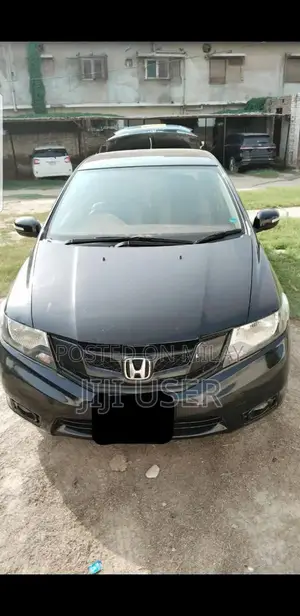 Photo - Honda City 1.3 IVTEC Manual Sedan 2018 Model