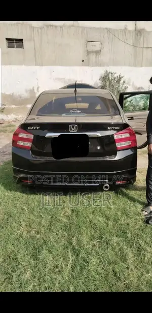 Honda City 1.3 IVTEC Manual Sedan 2018 Model