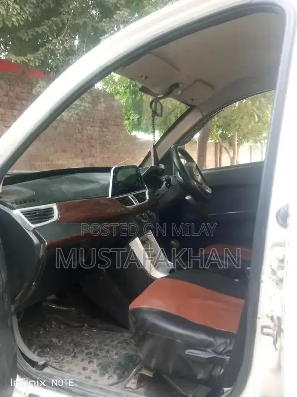 United Bravo 2018 Compact Car - Reliable Urban Transportation