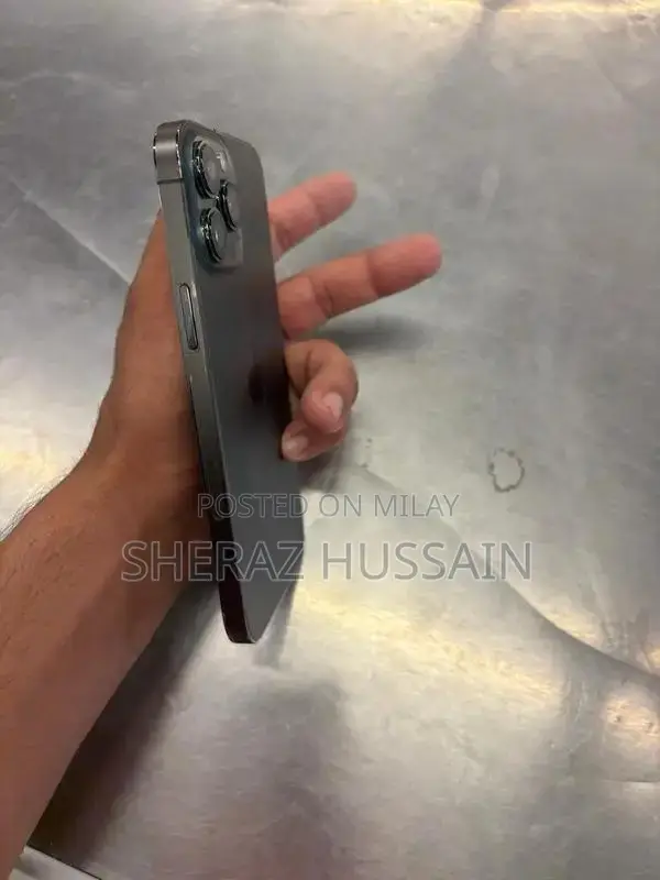 Apple iPhone 13 Pro Max - 128GB Smartphone