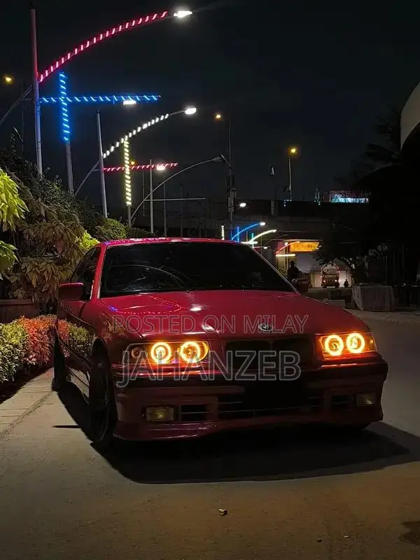 1998 BMW E36 V6 Sedan with Custom Modifications