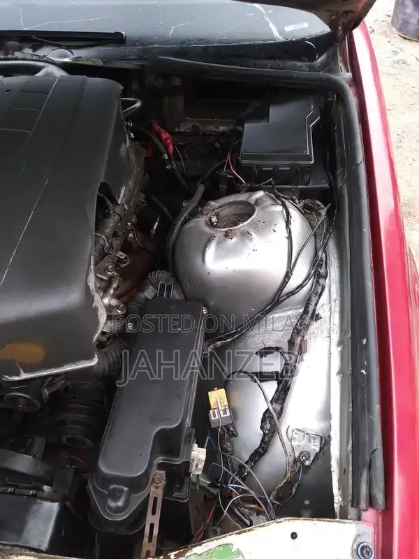 1998 BMW E36 V6 Sedan with Custom Modifications