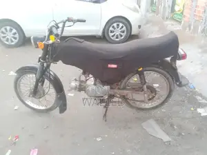 Honda 70cc Motorcycle - Well-Maintained Condition